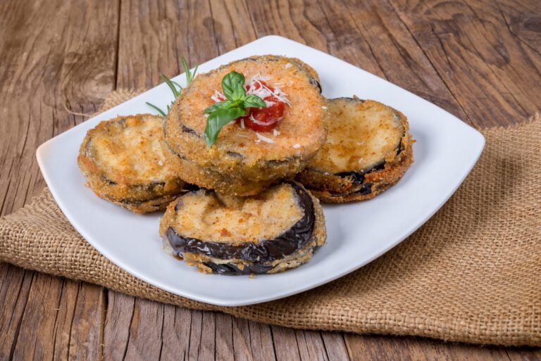 Berinjela à Milanesa na Air Fryer: Crocante e Saudável